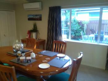 Royal Palms Papamoa Bed & Breakfast